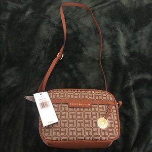 Tommy Hilfiger Crossbody Bag